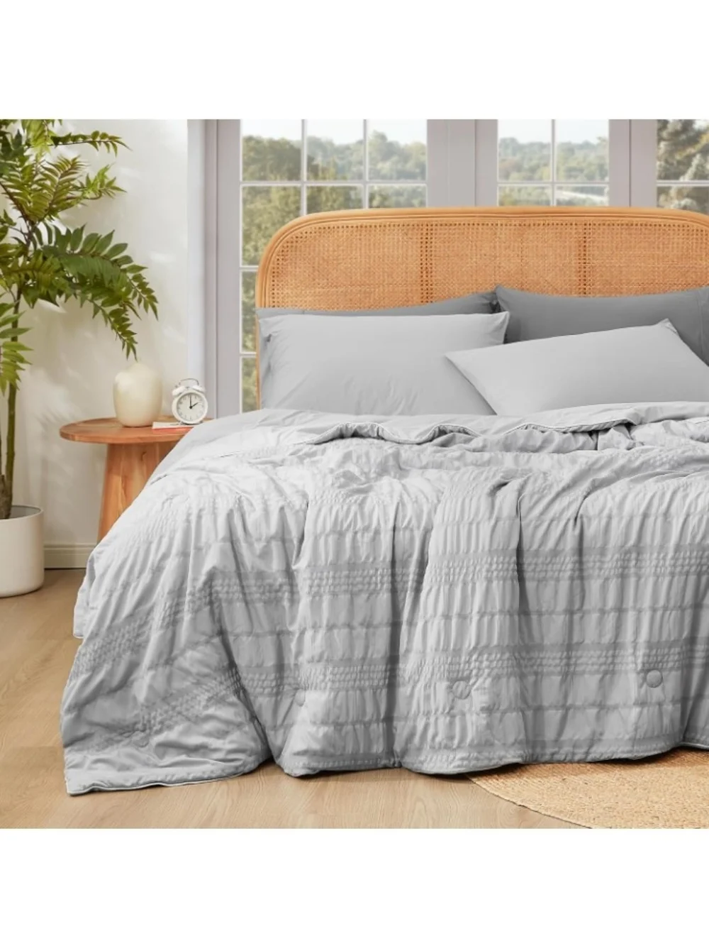 Grey Lightweight Quilted Comforter - NWOT